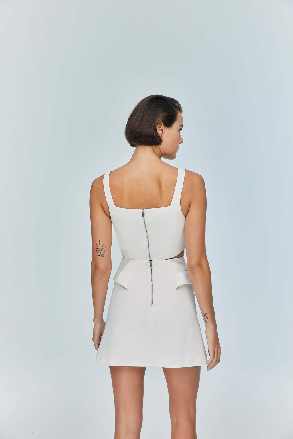 JENDUE Ron Crop Denim Top - Stylish White Asymmetrical Top-3